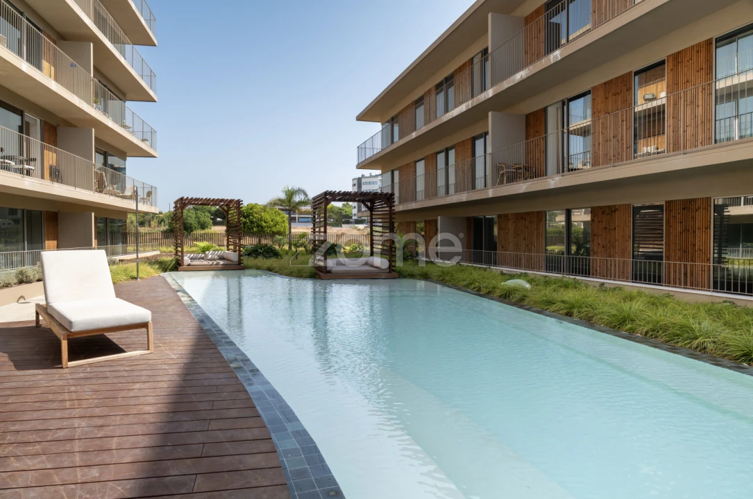 Apartamento T3 para Venda em Quarteira Foto 43