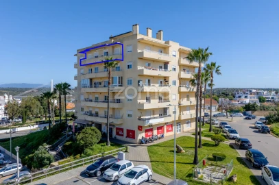 Apartamento T2 para Venda em Estômbar e Parchal