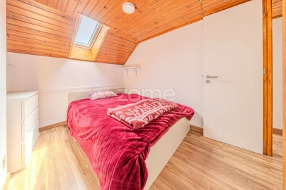 Apartamento T4 para Venda em Águas Livres