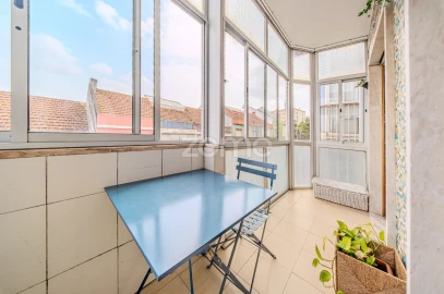 Apartamento T4 para Venda em Águas Livres