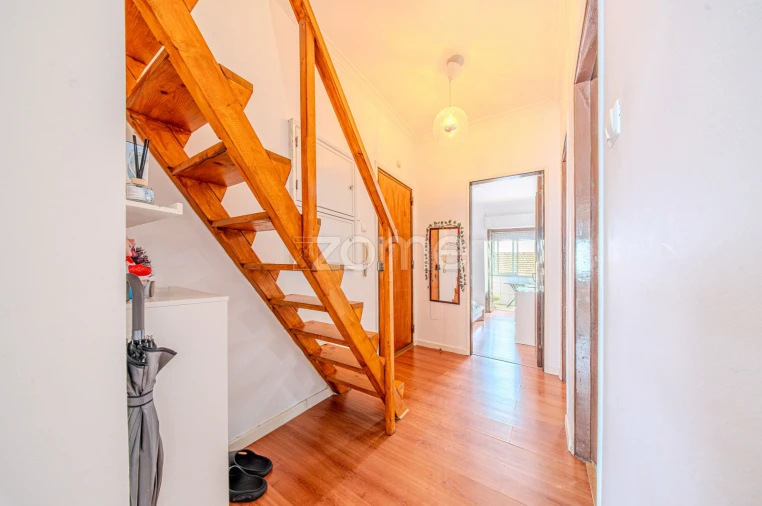 Apartamento T4 para Venda em Águas Livres Foto 19