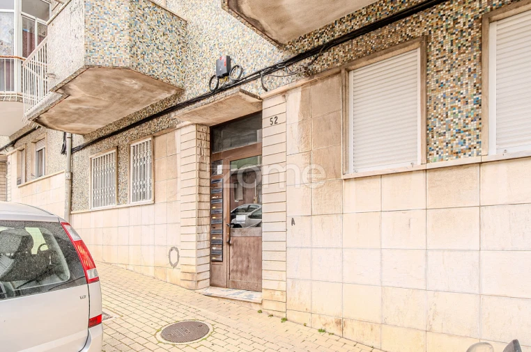 Apartamento T4 para Venda em Águas Livres Foto 32