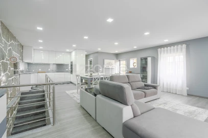 Moradia T3 para Venda em Castelo do Neiva