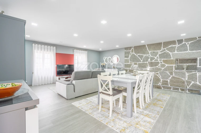 Moradia T3 para Venda em Castelo do Neiva Foto 3