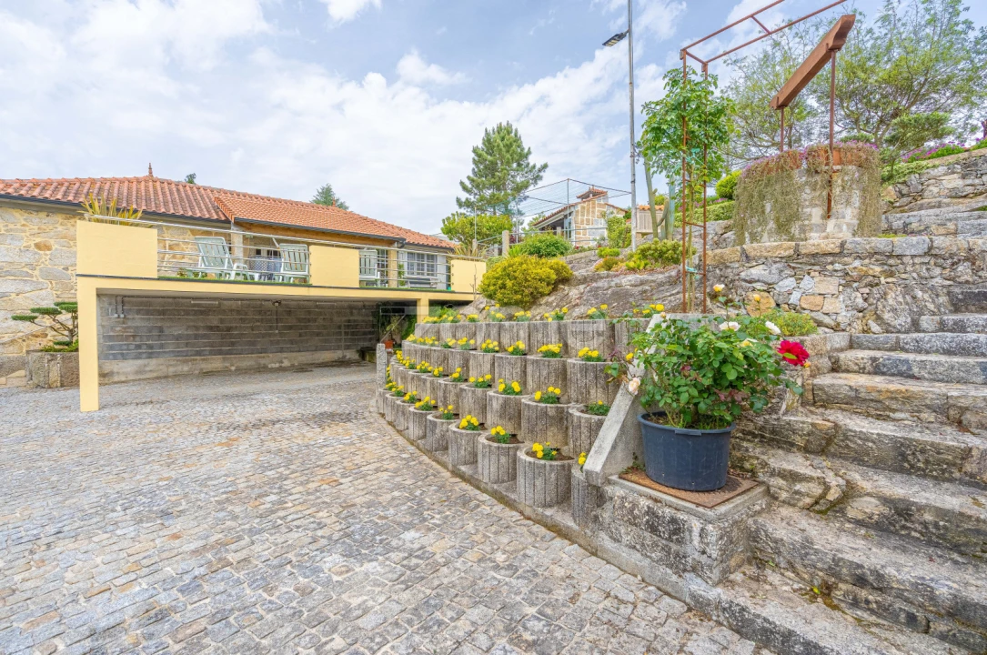 Moradia T3 para Venda em Castelo do Neiva Foto 2