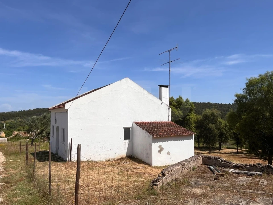 Moradia T2 para Venda em Abrantes (São Vicente e São João) e Alferrarede Foto 3