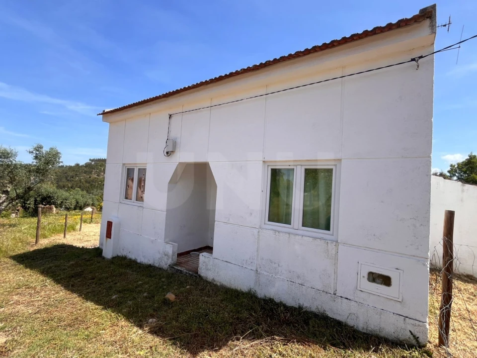 Moradia T2 para Venda em Abrantes (São Vicente e São João) e Alferrarede Foto 1