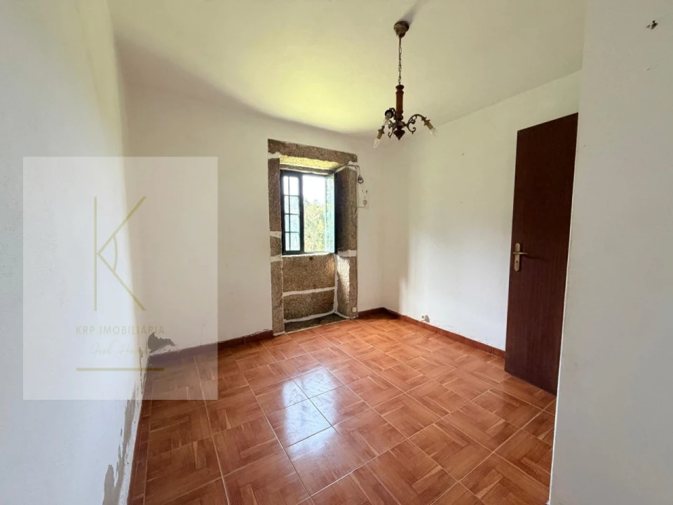 Moradia T2 para Venda em Facha Foto 9