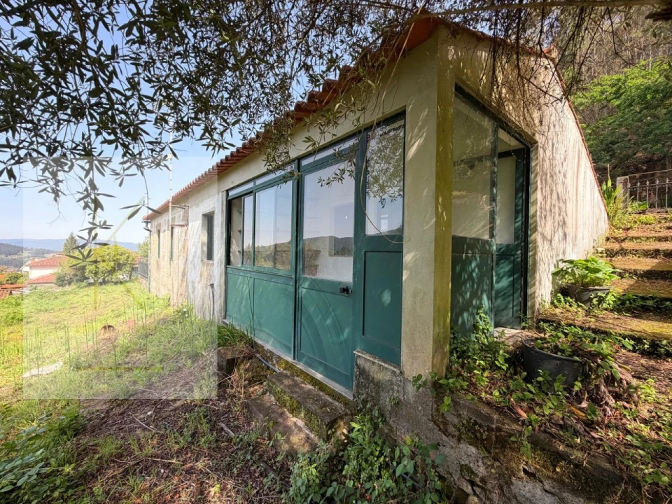 Moradia T2 para Venda em Facha Foto 27