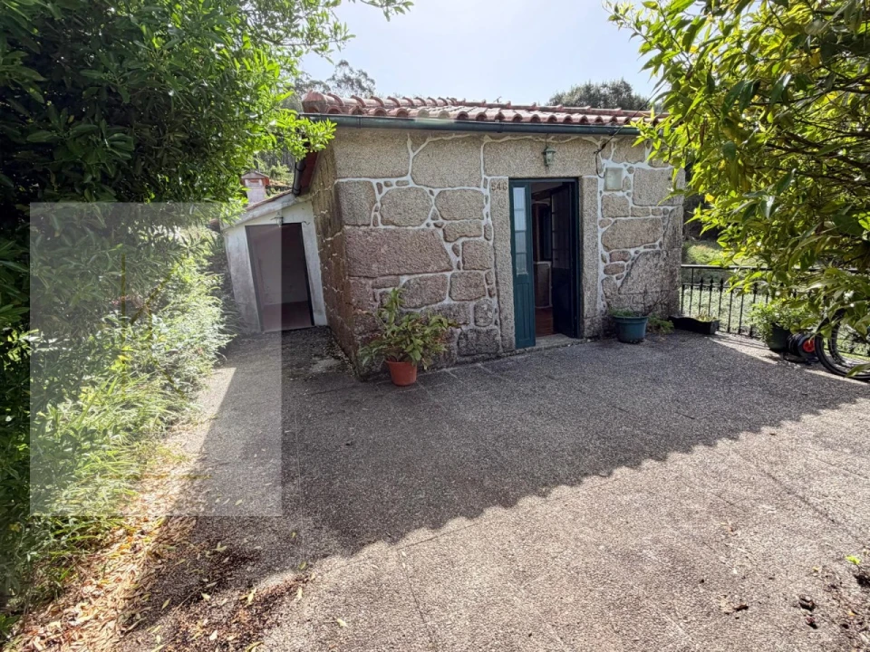 Moradia T2 para Venda em Facha Foto 37