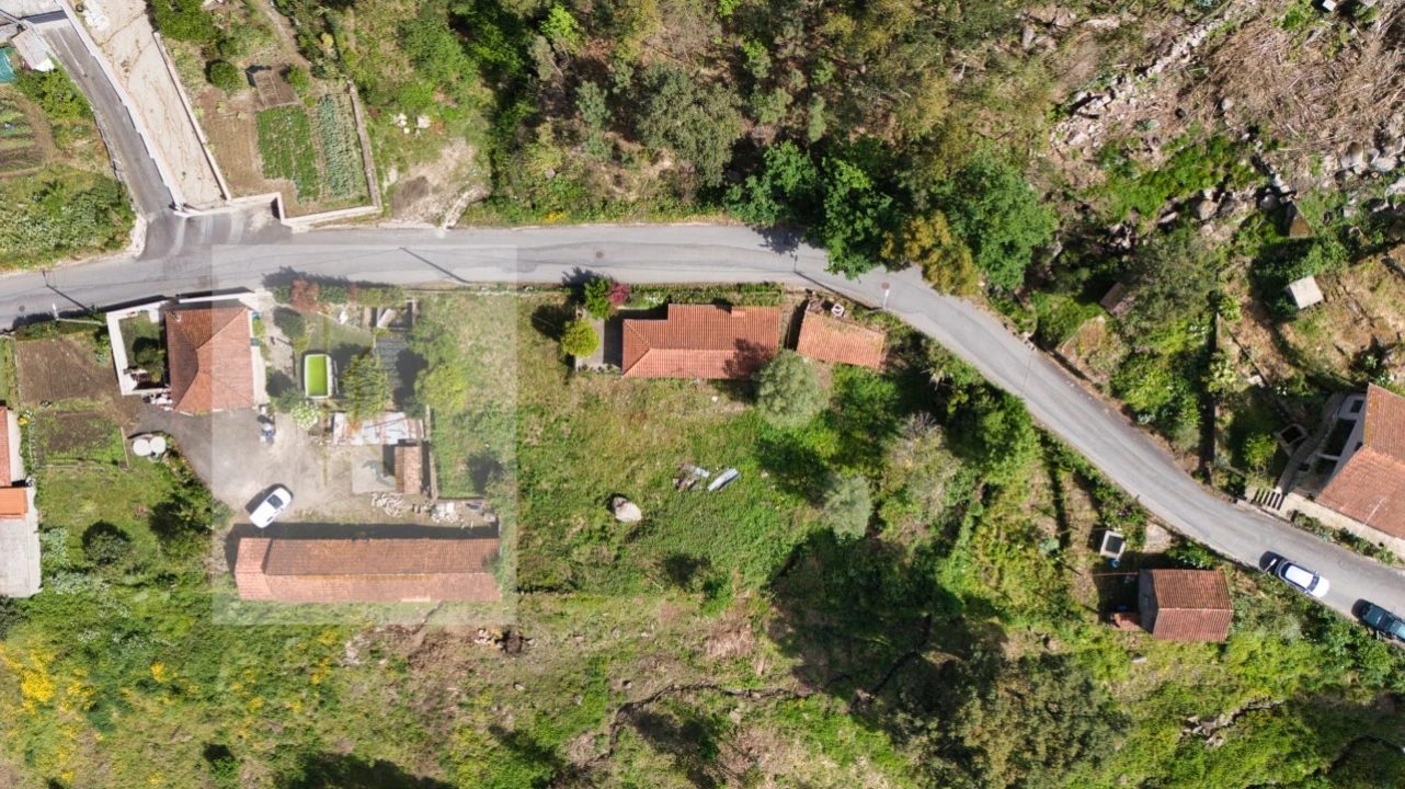 Moradia T2 para Venda em Facha Foto 46