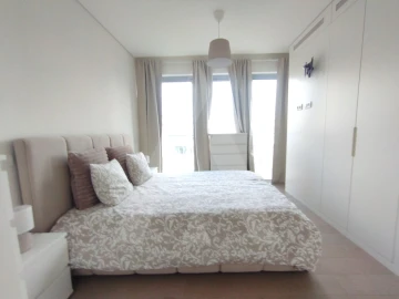 Apartamento T2 para Arrendamento em Marvila