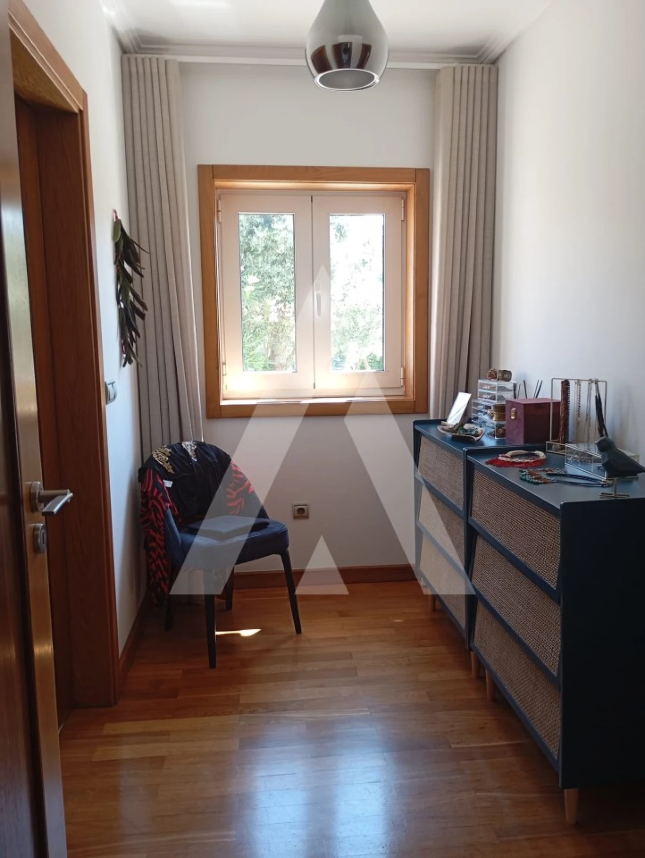 Moradia T6 para Venda em Palhaça Foto 18