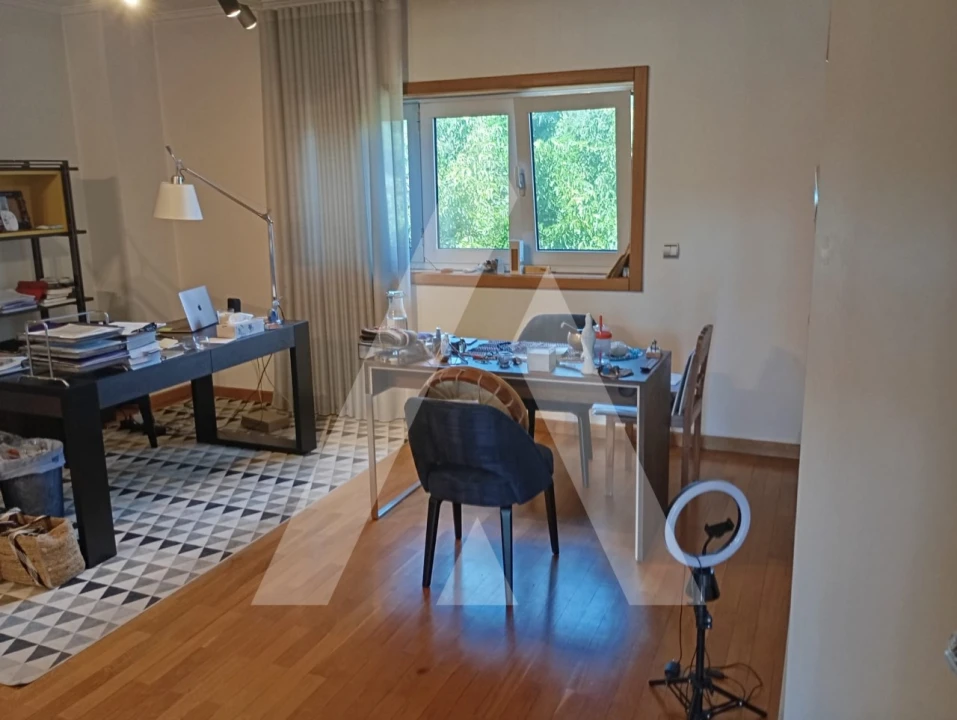 Moradia T6 para Venda em Palhaça Foto 40