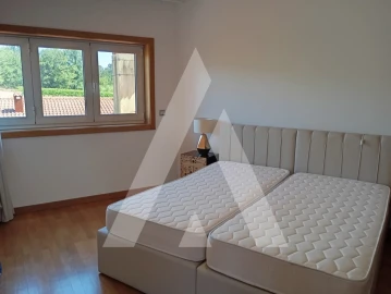 Moradia T6 para Venda em Palhaça