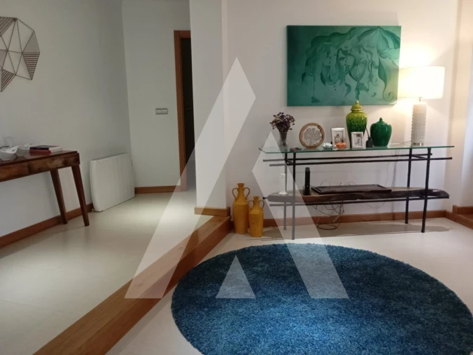 Moradia T6 para Venda em Palhaça Foto 7