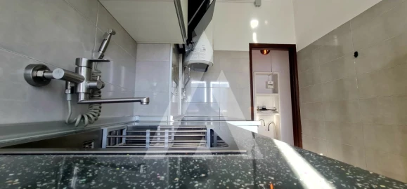 Apartamento T1 para Arrendamento em Agualva e Mira-Sintra