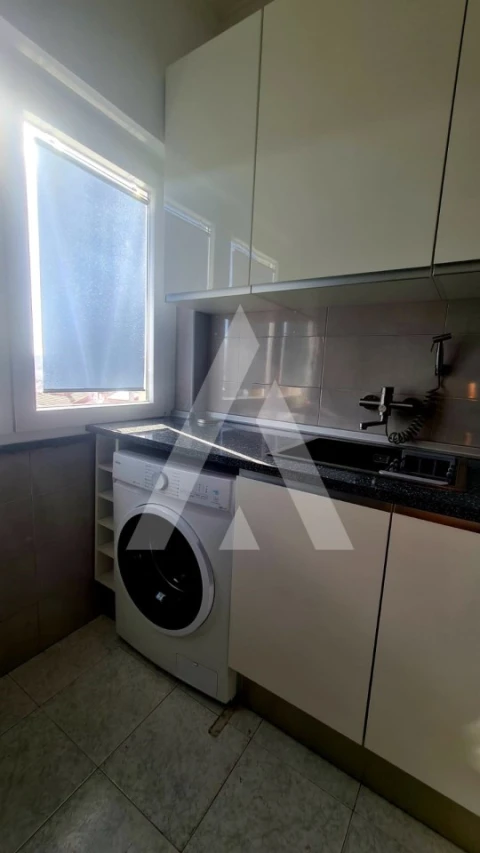 Apartamento T1 para Arrendamento em Agualva e Mira-Sintra