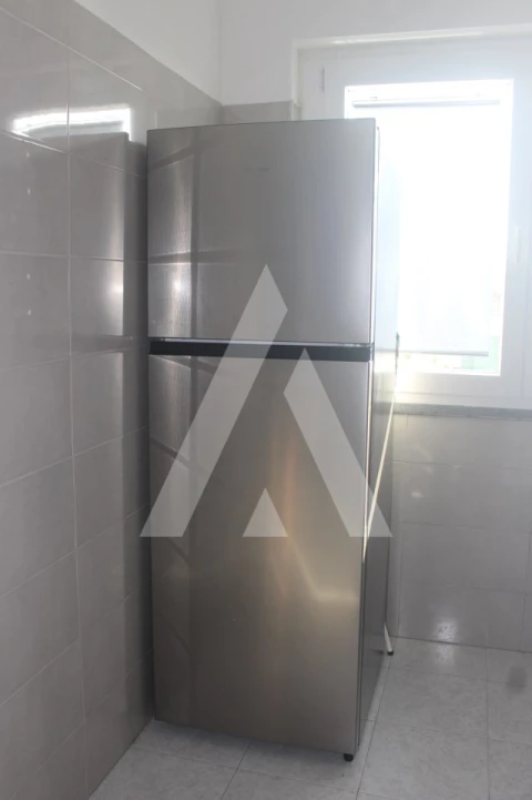 Apartamento T1 para Arrendamento em Agualva e Mira-Sintra