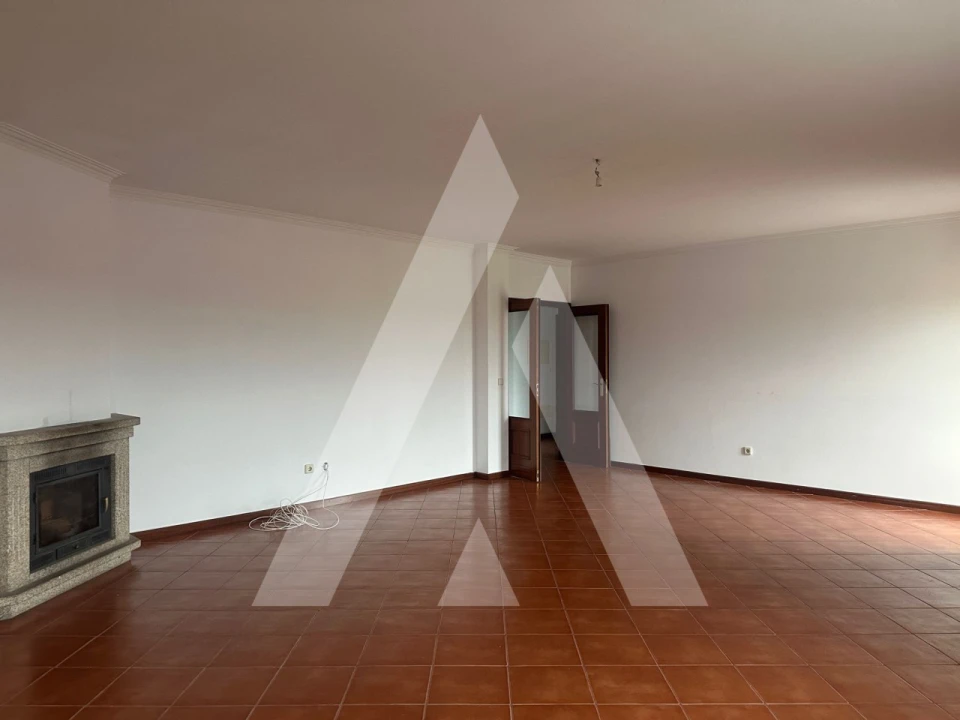 Apartamento T2 para Venda em Oiã Foto 6