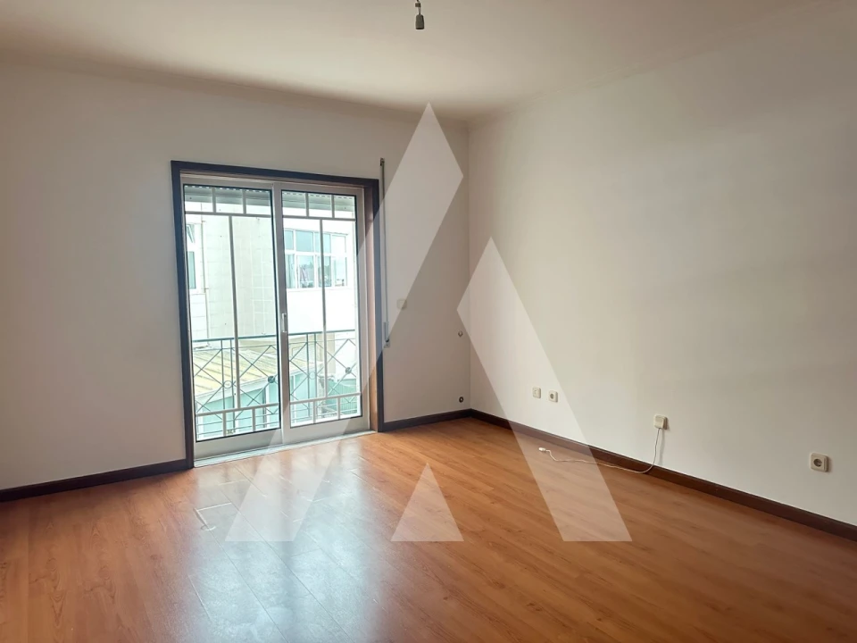 Apartamento T2 para Venda em Oiã Foto 11