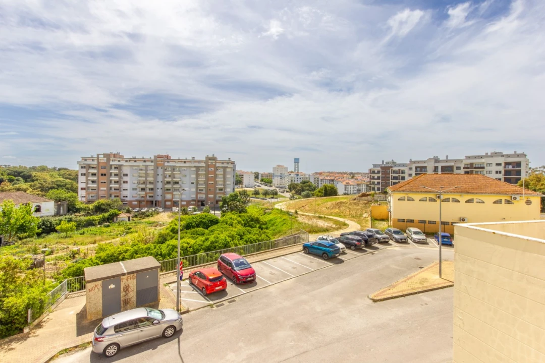 Apartamento T3 para Venda em Seixal, Arrentela e Aldeia de Paio Pires Foto 12