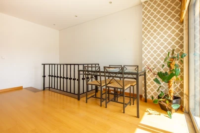 Apartamento T3 para Venda em Seixal, Arrentela e Aldeia de Paio Pires