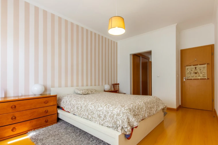 Apartamento T3 para Venda em Seixal, Arrentela e Aldeia de Paio Pires Foto 18