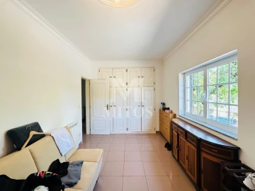 Moradia T4 para Venda em Mujães
