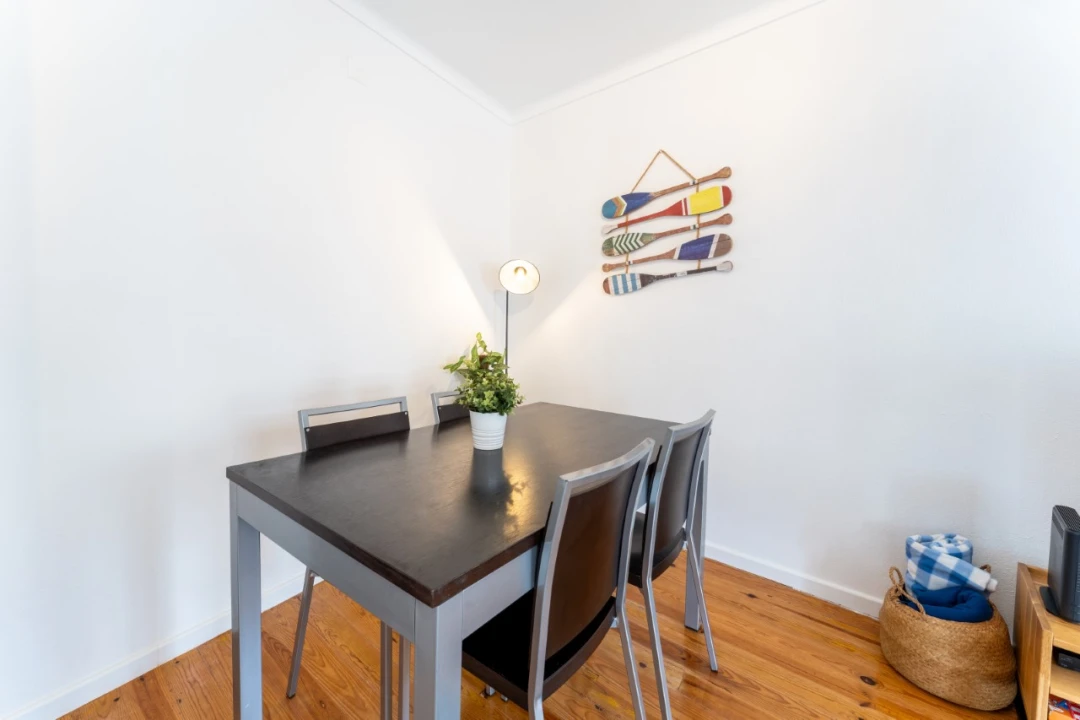 Apartamento T2 para Venda em Nazare Foto 16