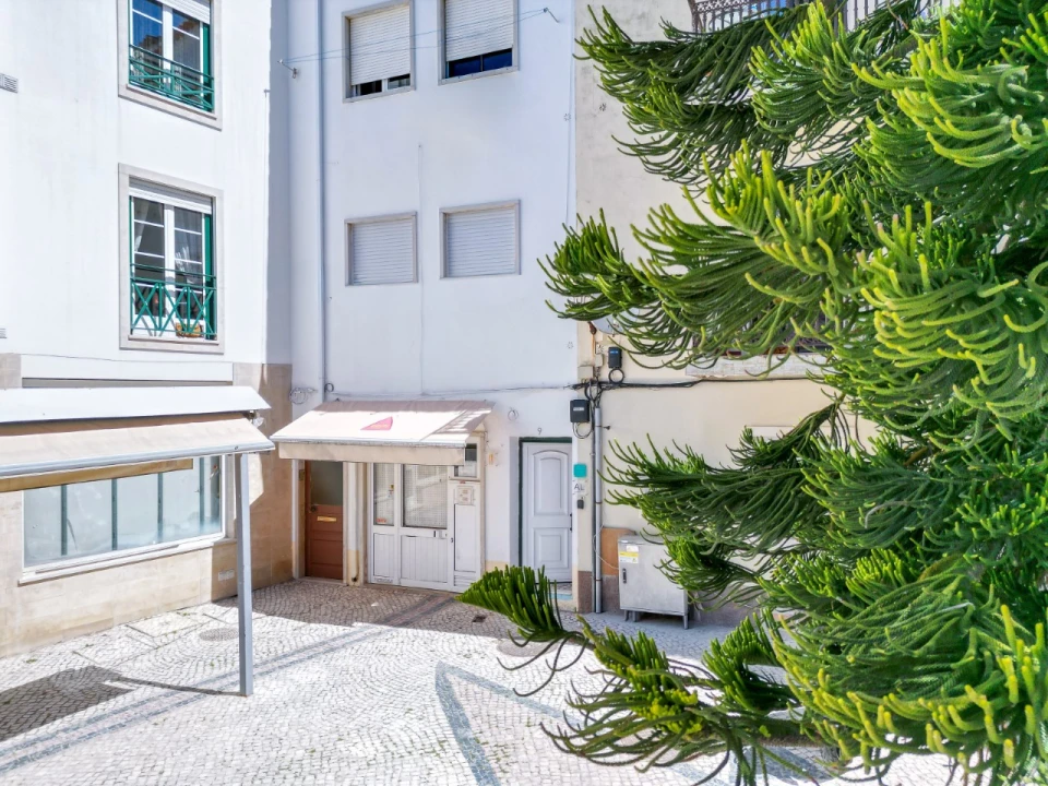 Apartamento T2 para Venda em Nazare Foto 14