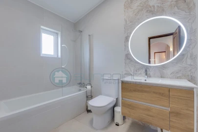 Moradia T3 para Venda em Luz
