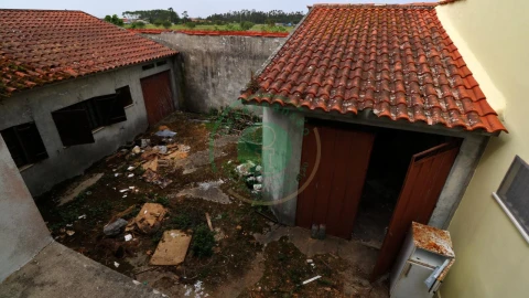 Moradia T5 para Venda em Bom Sucesso
