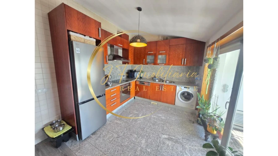 Apartamento T1 para Venda em São Bernardo Foto 5