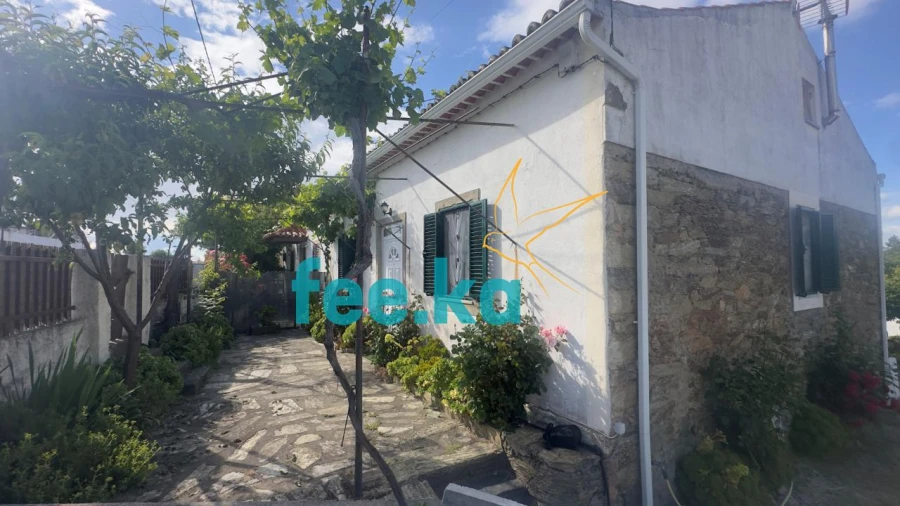 Moradia T3 para Venda em Benquerenças Foto 3