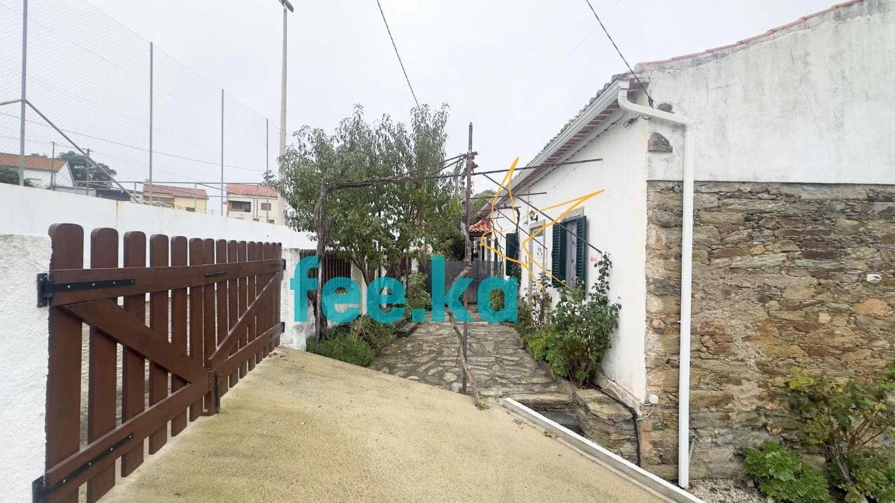 Moradia T3 para Venda em Benquerenças Foto 2