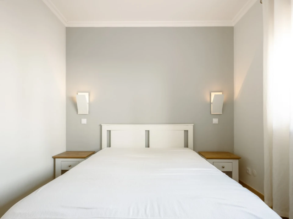 Apartamento T1 para Venda em Buarcos Foto 9