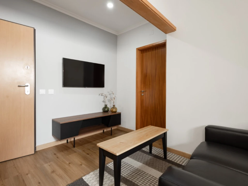 Apartamento T1 para Venda em Buarcos Foto 5