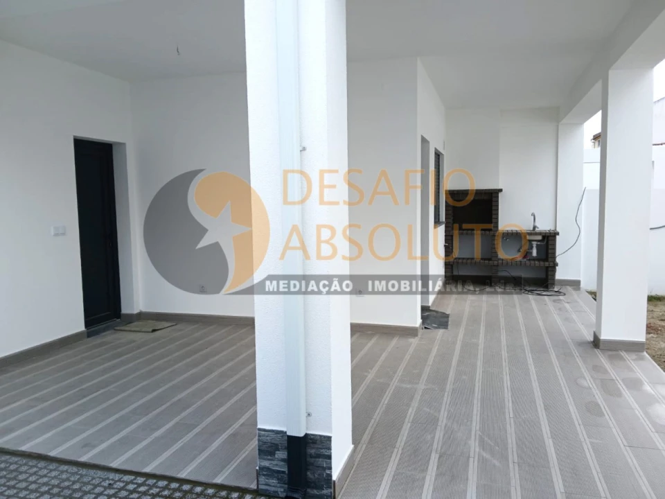 Moradia T3 para Venda em Fernao Ferro Foto 17