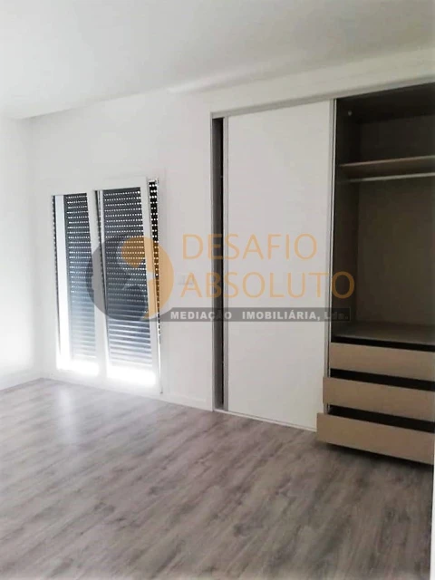 Moradia T3 para Venda em Fernao Ferro