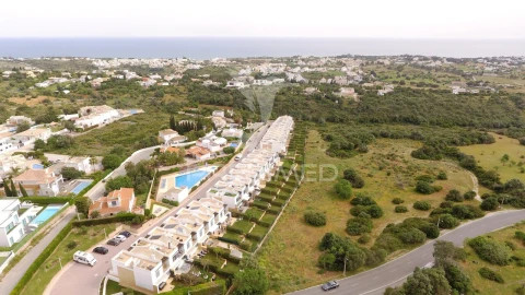 Moradia T3 para Venda em Albufeira e Olhos de Água