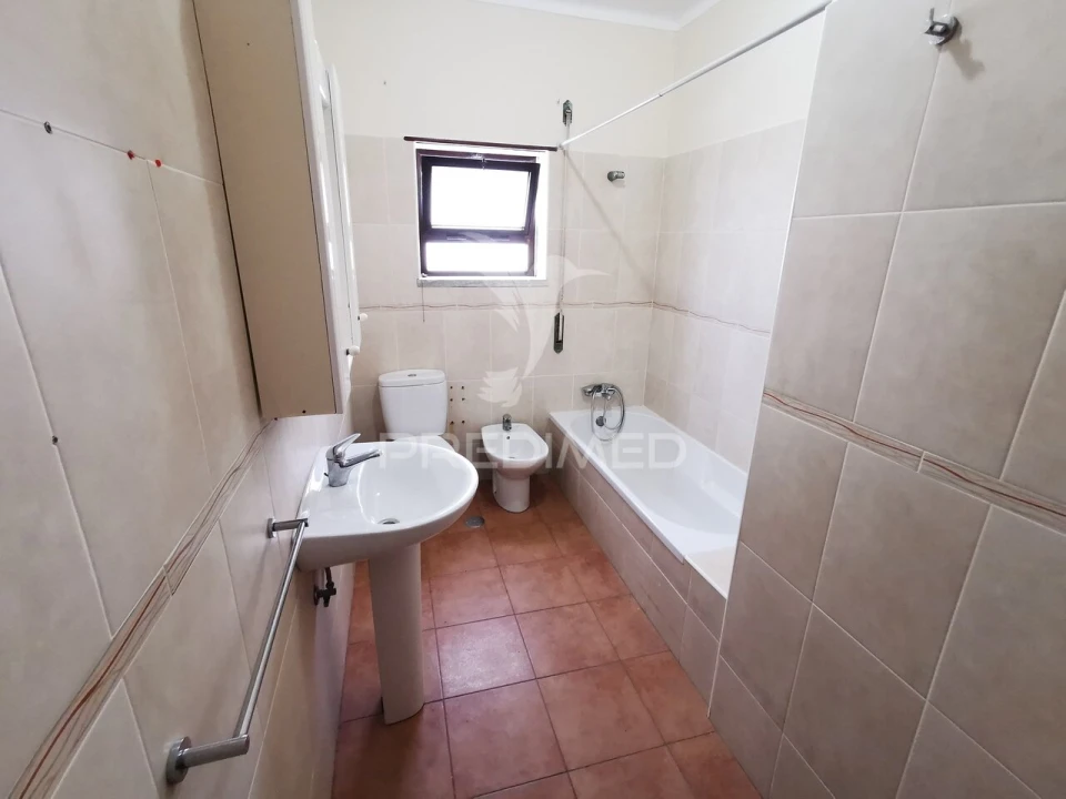 Moradia T5 para Venda em São João Baptista e Santa Maria dos Olivais Foto 23