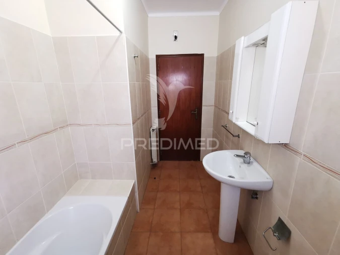 Moradia T5 para Venda em São João Baptista e Santa Maria dos Olivais Foto 22