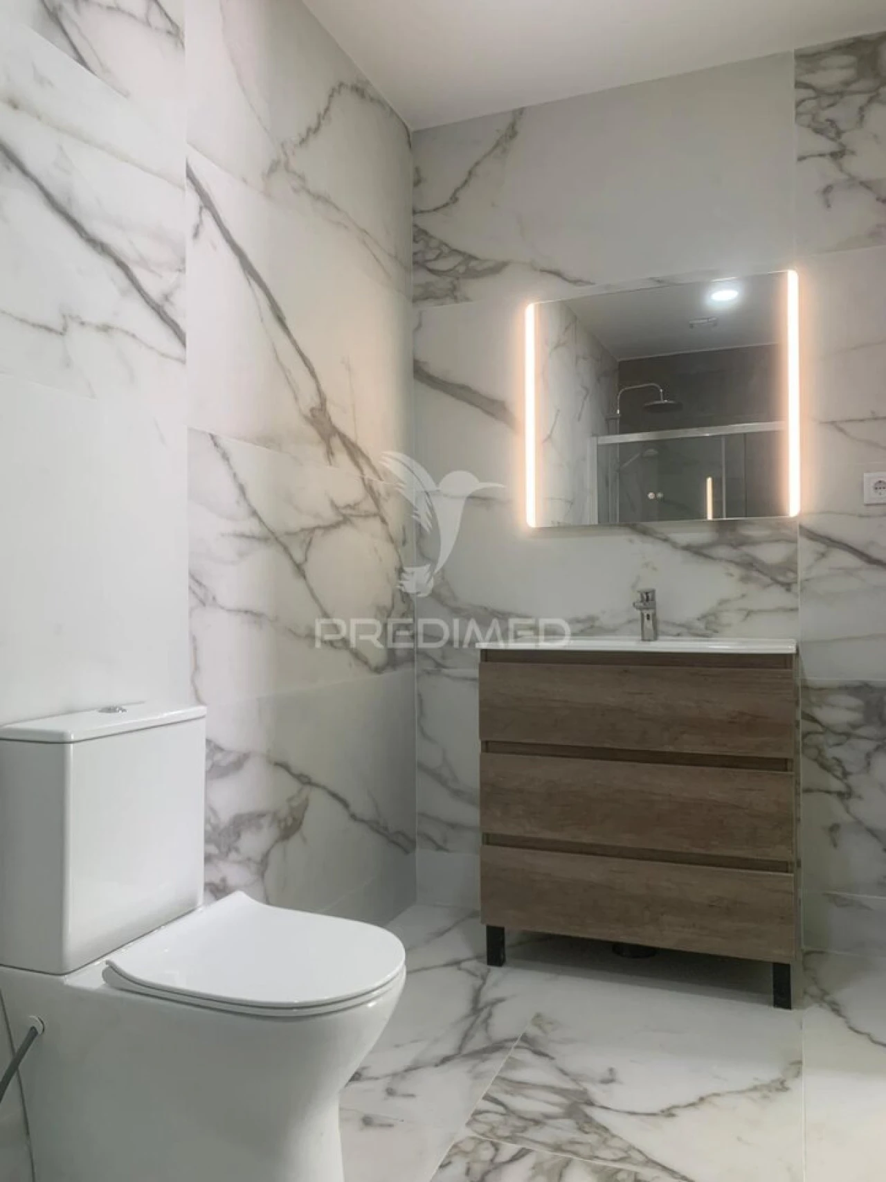 Apartamento T4 para Venda em Mafamude e Vilar do Paraíso Foto 11