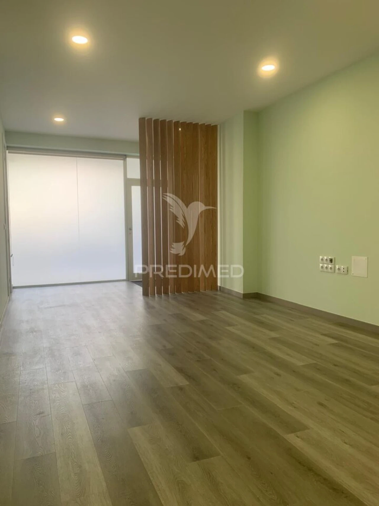 Apartamento T4 para Venda em Mafamude e Vilar do Paraíso Foto 2