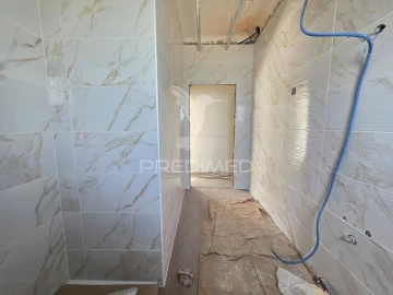 Moradia T3 para Venda em Meia Via