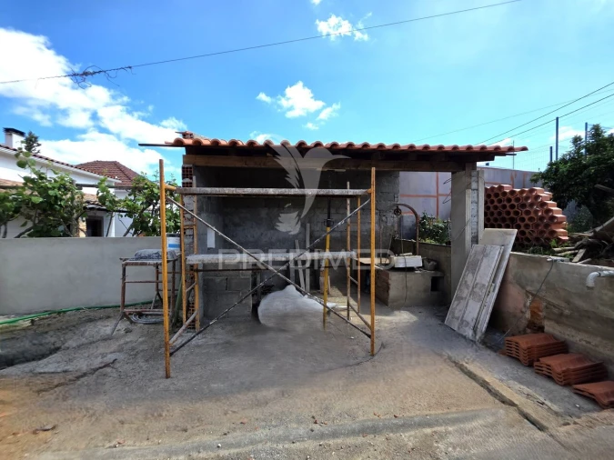 Moradia T3 para Venda em Meia Via Foto 4