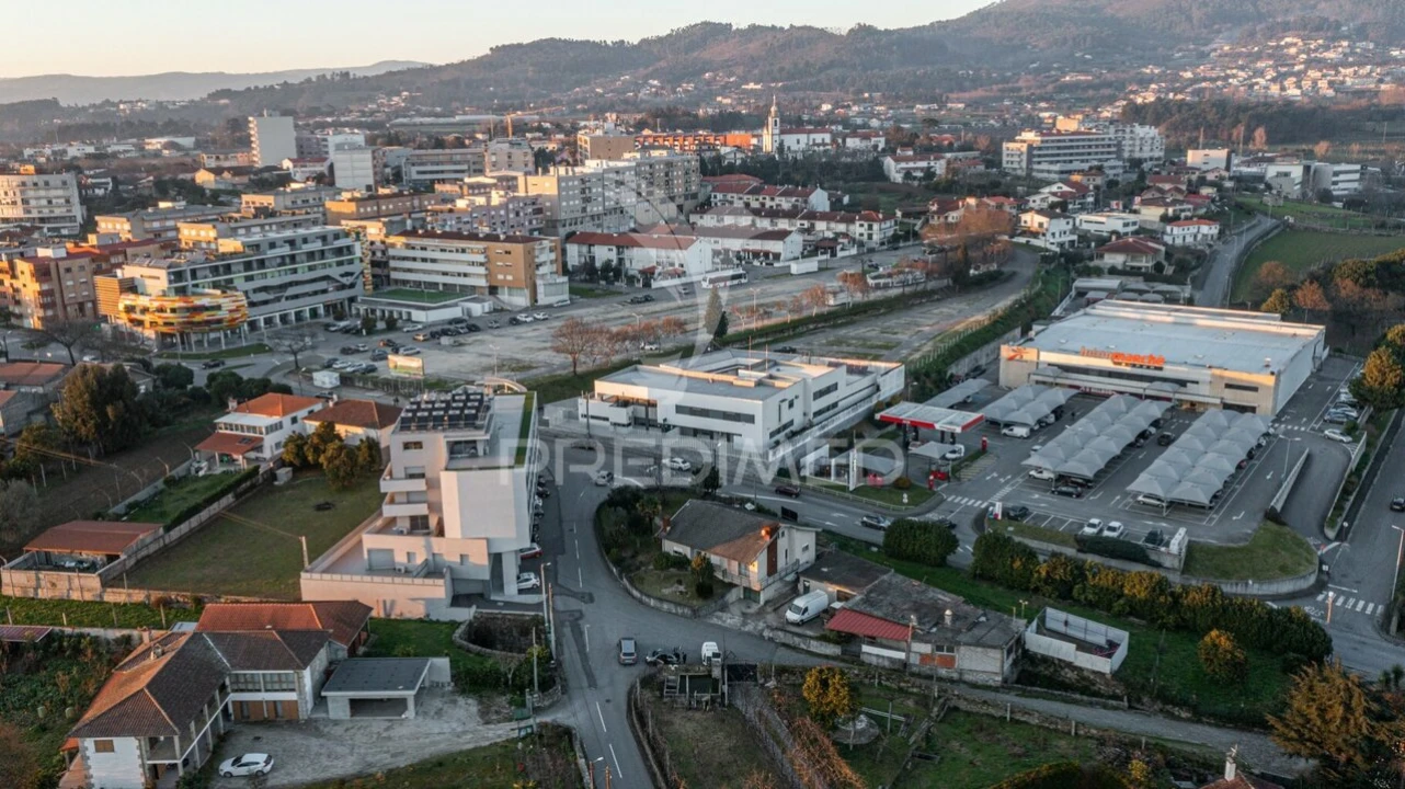 Apartamento T2 para Venda em Ferreiros, Prozelo e Besteiros Foto 31