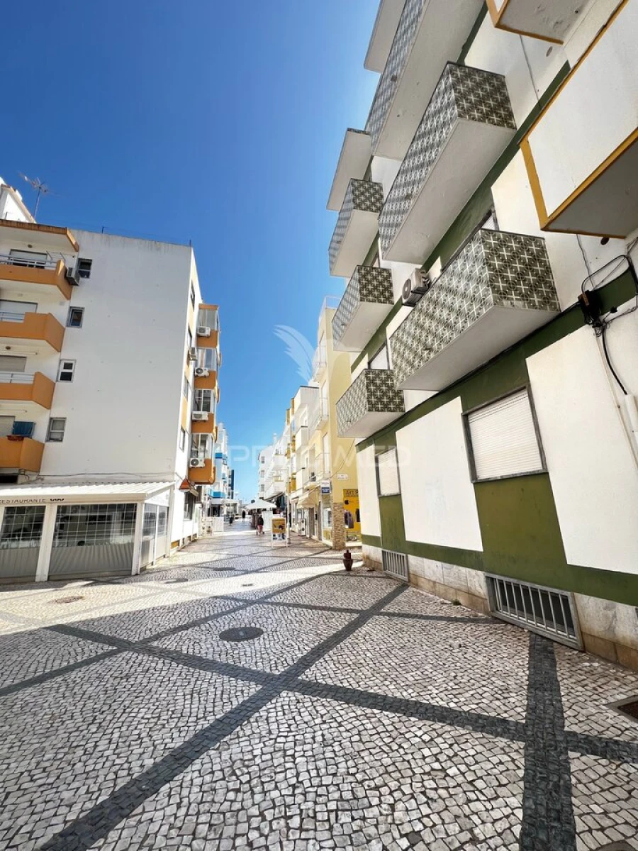Apartamento T2 para Venda em Monte Gordo Foto 2