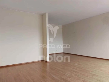 Apartamento T3 para Venda em São João da Madeira